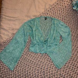 Wildfable Floral Long Sleeve